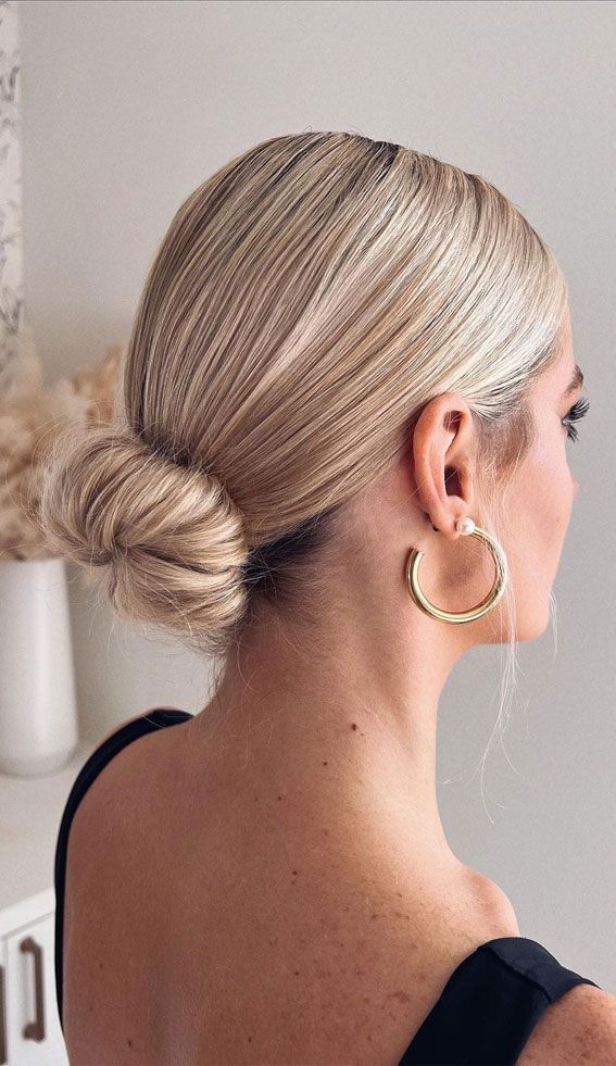 Classic Low Bun