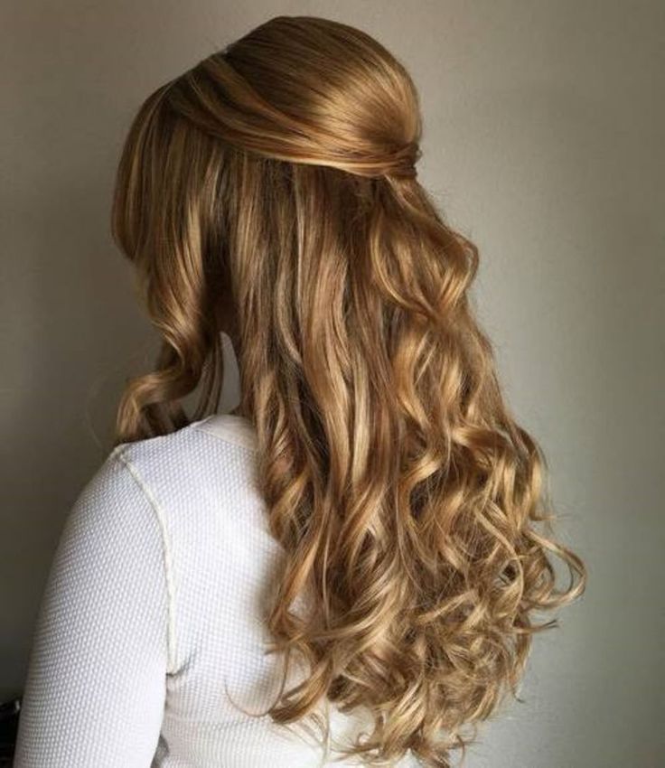 Half-Up Half-Down Curly Style