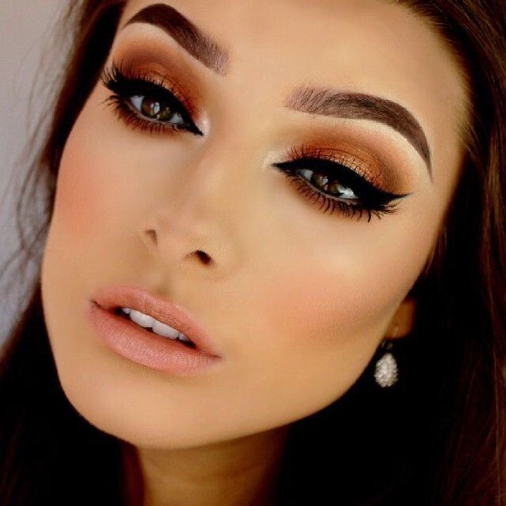 Smoky Bronze Eyes