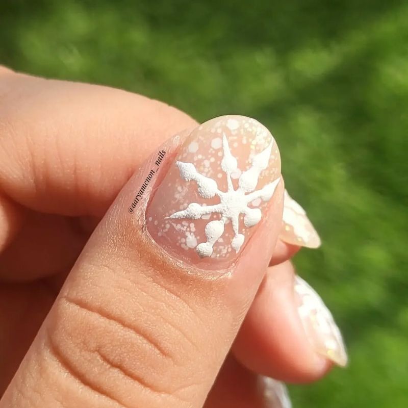 Glittering Snowflakes