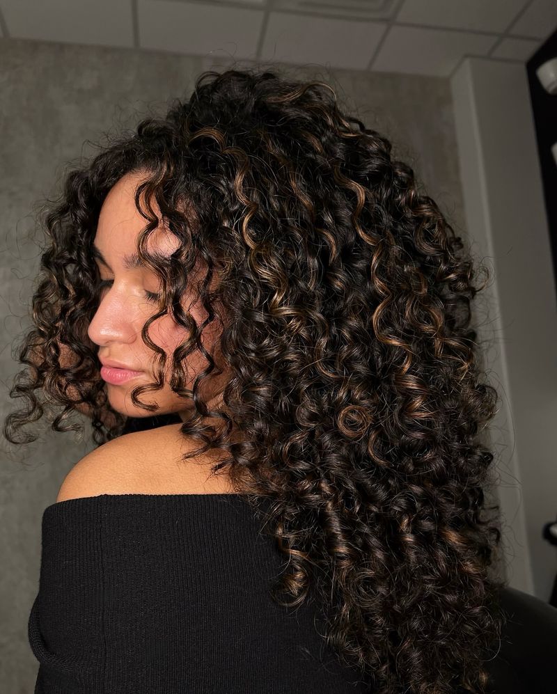 Layered Curls with Highlights