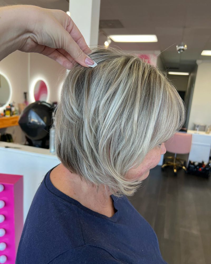 Short Layered Bob